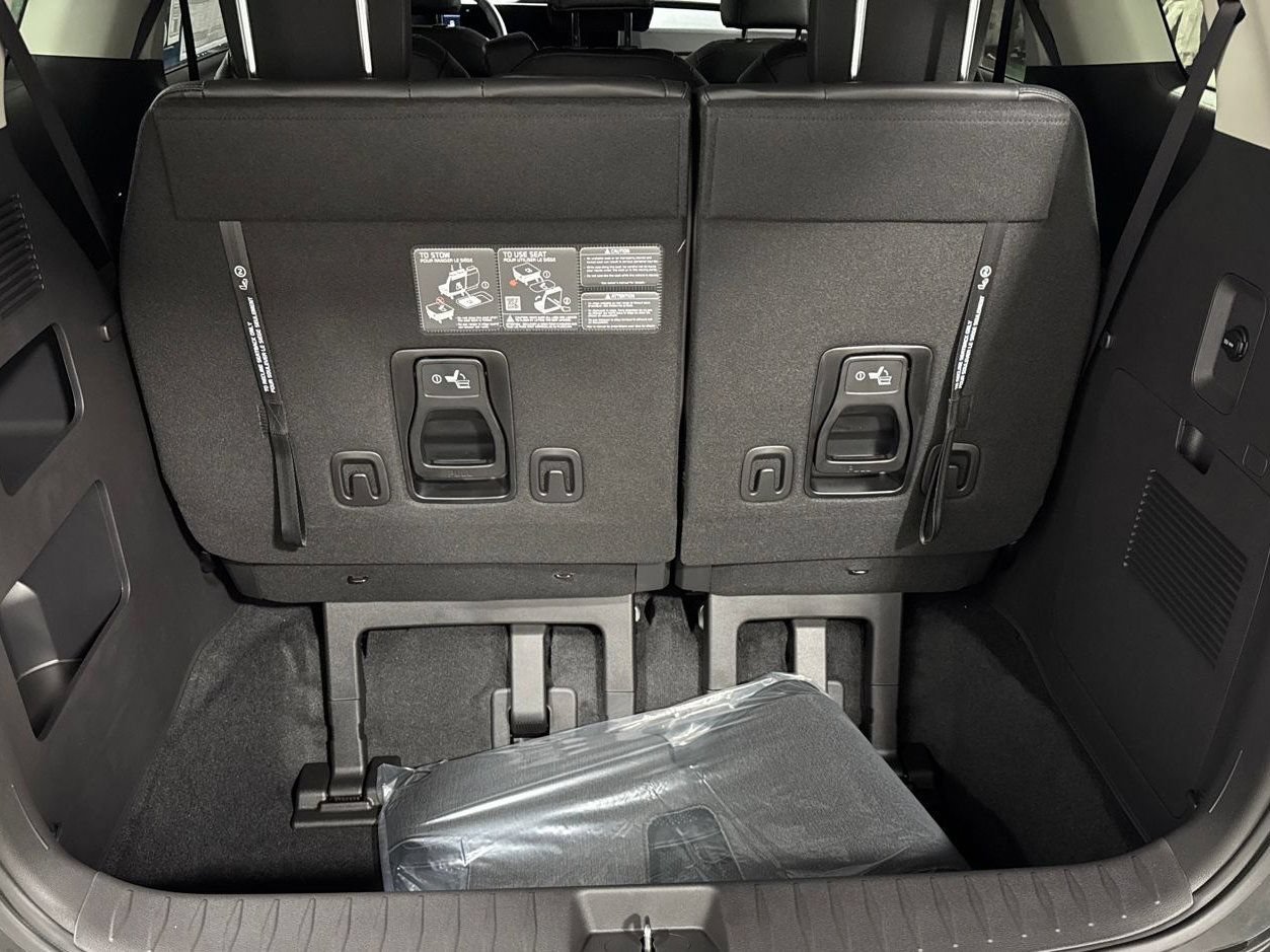 New 2026 Kia Carnival FWD image 29