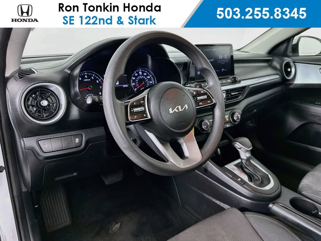 Used 2024 Kia Forte LXS FWD image 11