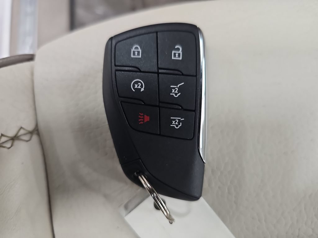 Used 2023 GMC Yukon Denali AWD/4WD image 38