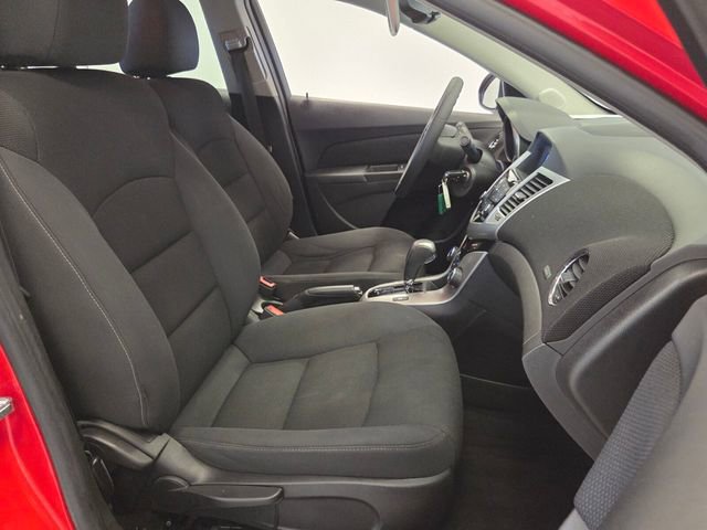 Used 2015 Chevrolet Cruze LT image 14