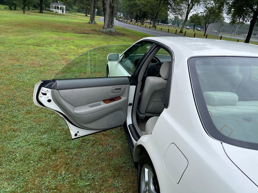 Used 2001 Lexus ES 330 image 30