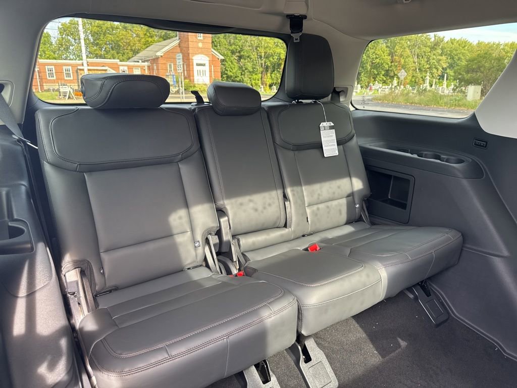 New 2025 Ford Expedition Active AWD/4WD image 16