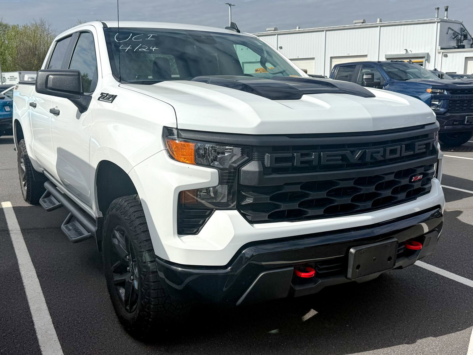 Certified 2023 Chevrolet Silverado 1500 Custom Trail Boss w/ LPO, Dark Essentials Package