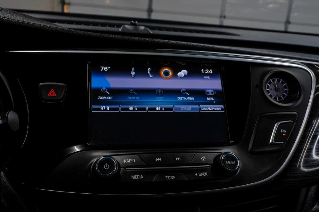 Used 2017 Buick Envision Essence FWD image 34