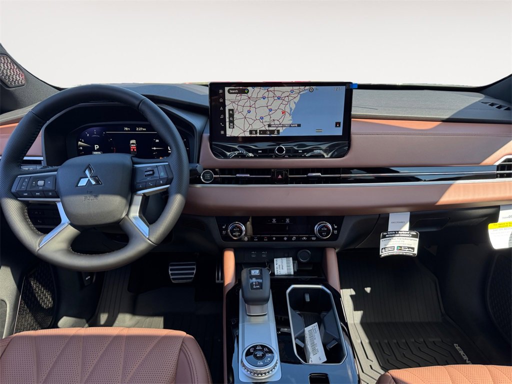 New 2025 Mitsubishi Outlander SEL image 11
