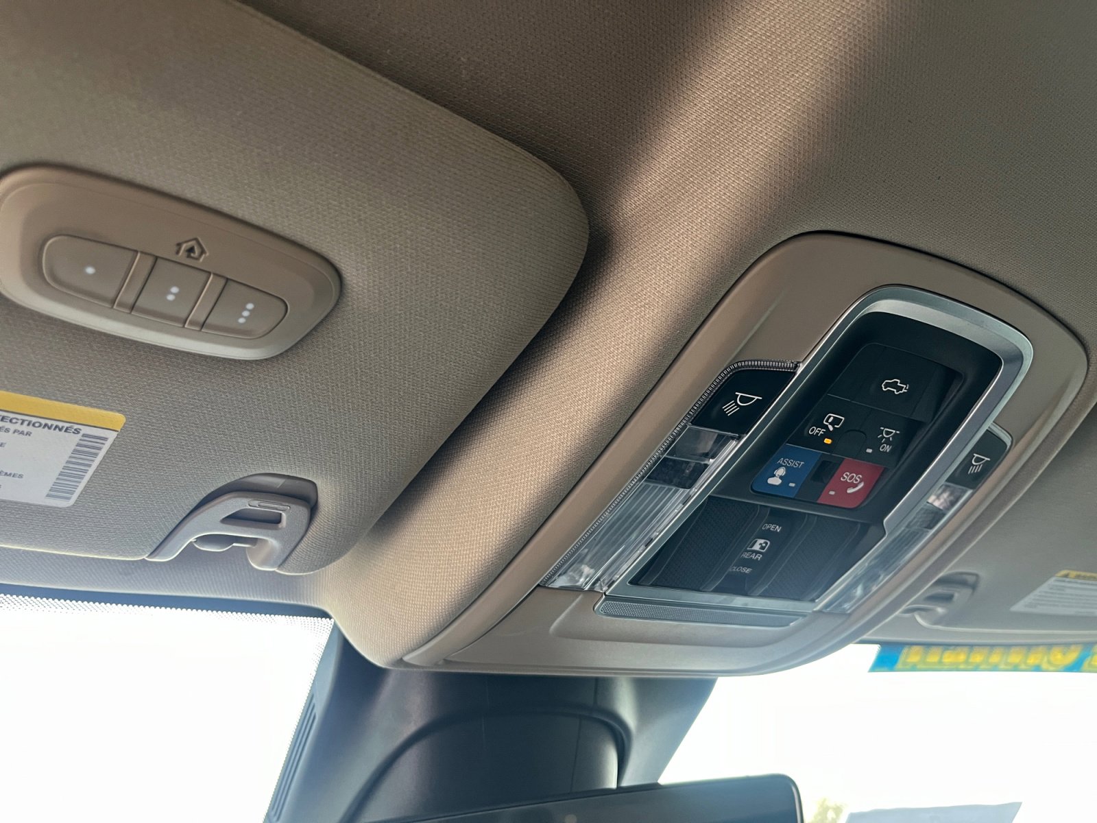 Used 2019 RAM 3500 Laramie image 33