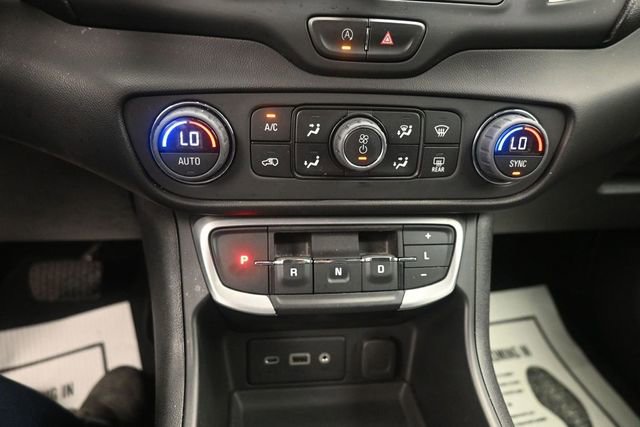 Used 2023 GMC Terrain SLE w/ Driver Convenience Package AWD/4WD image 14