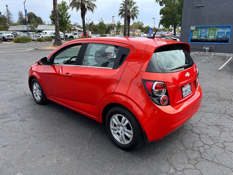 Used 2013 Chevrolet Sonic LT FWD image 7