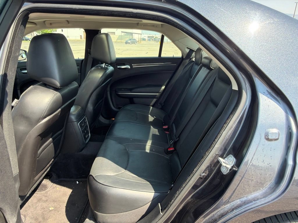 Used 2015 Chrysler 300 C AWD/4WD image 24