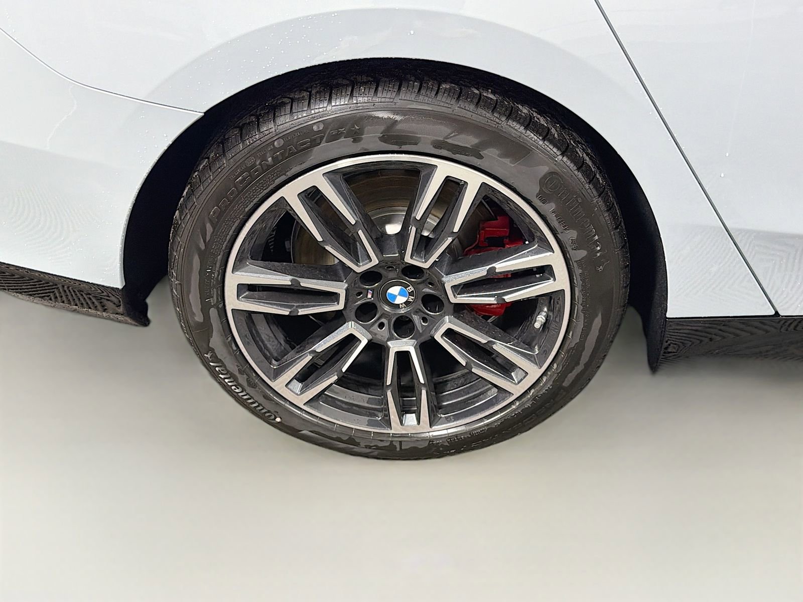 New 2026 BMW 530i xDrive w/ M Sport Package AWD/4WD image 36