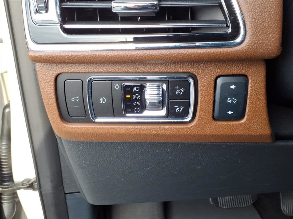 Used 2024 Lincoln Navigator Reserve image 20