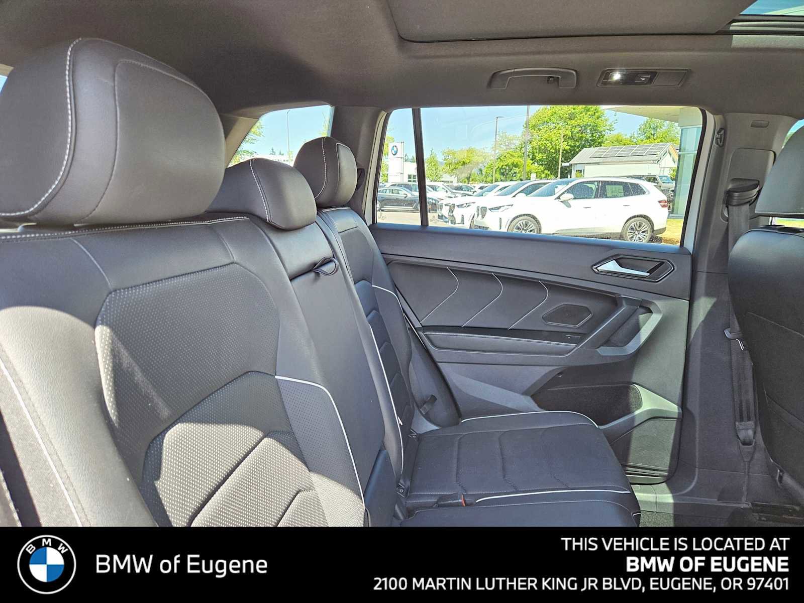Used 2022 Volkswagen Tiguan SEL R-Line AWD/4WD image 15