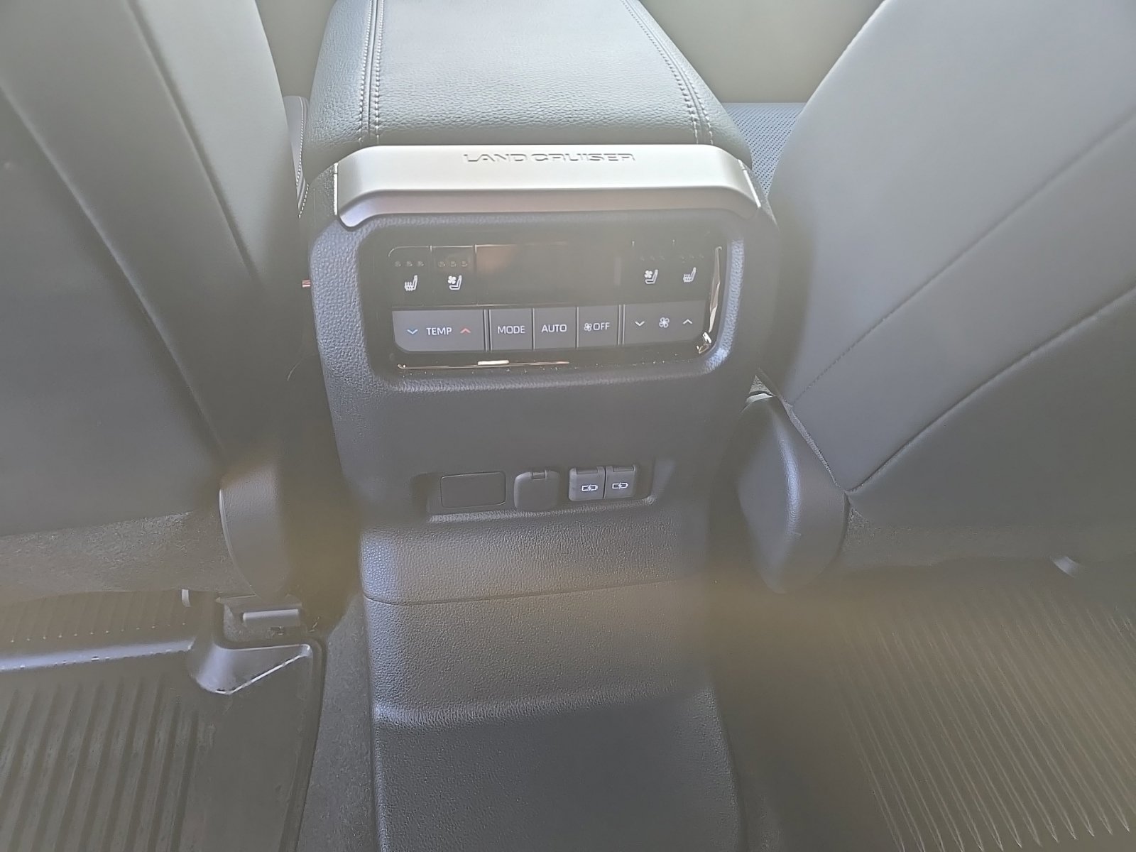 Used 2027 Toyota Land Cruiser w/ Premium Package AWD/4WD image 16
