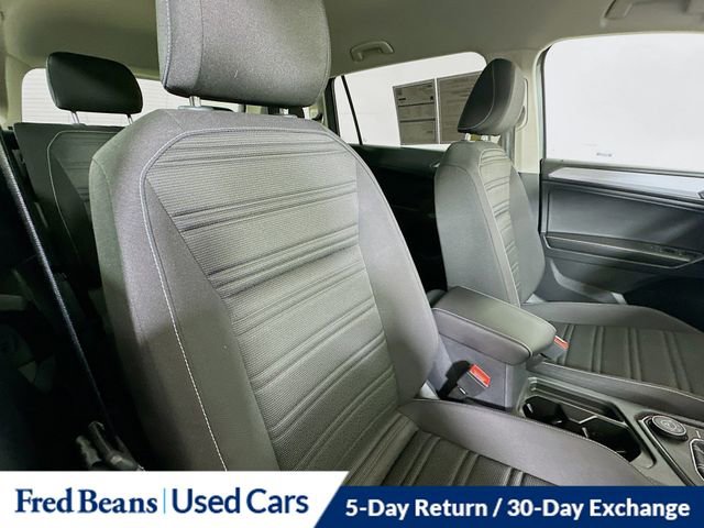 Used 2023 Volkswagen Tiguan S image 31