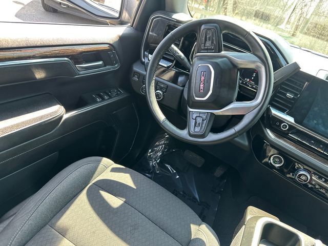Used 2024 GMC Sierra 1500 SLE image 19