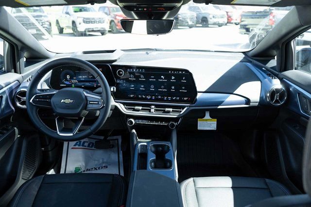 New 2026 Chevrolet Equinox EV LT w/ Convenience Package II FWD image 16
