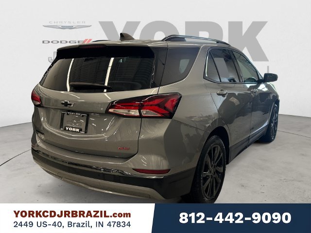 Used 2023 Chevrolet Equinox RS w/ RS Leather Package FWD image 5