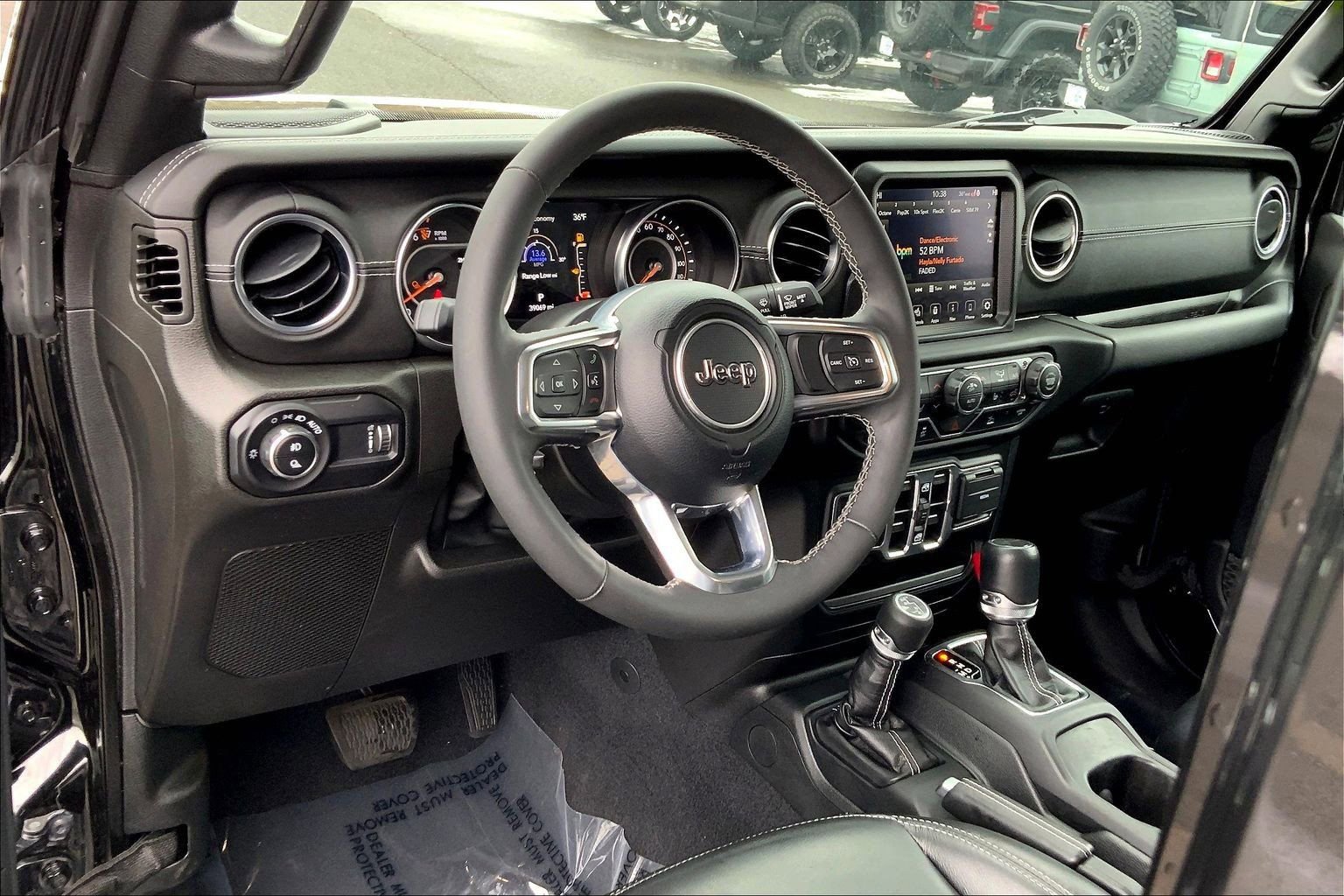 Certified 2023 Jeep Gladiator Overland w/ Popular Equipment Package image 15