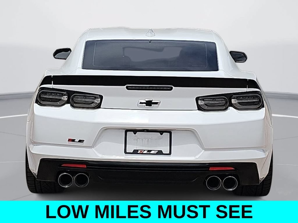 Used 2019 Chevrolet Camaro SS RWD image 4