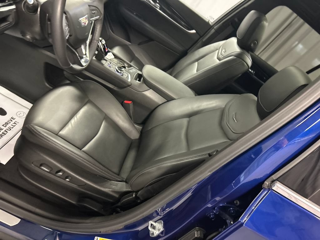 Used 2024 Cadillac XT6 Premium Luxury AWD/4WD image 12