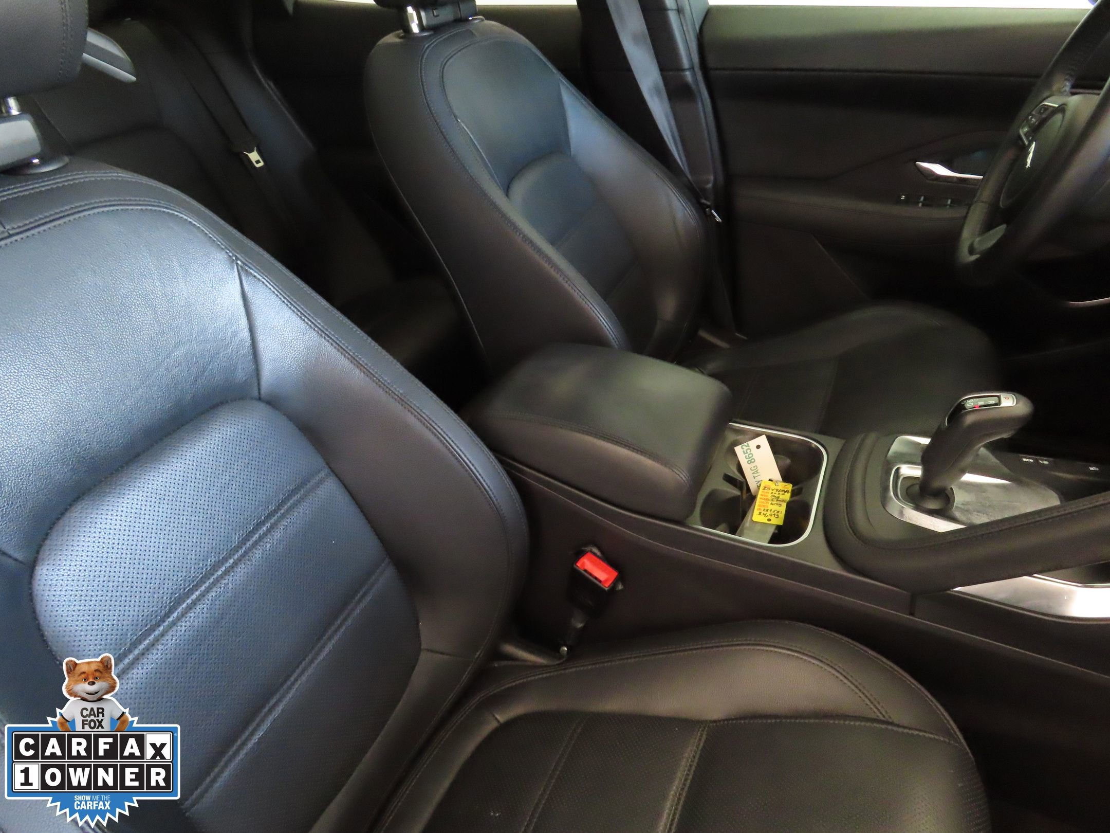 Used 2020 Jaguar E-PACE SE image 26