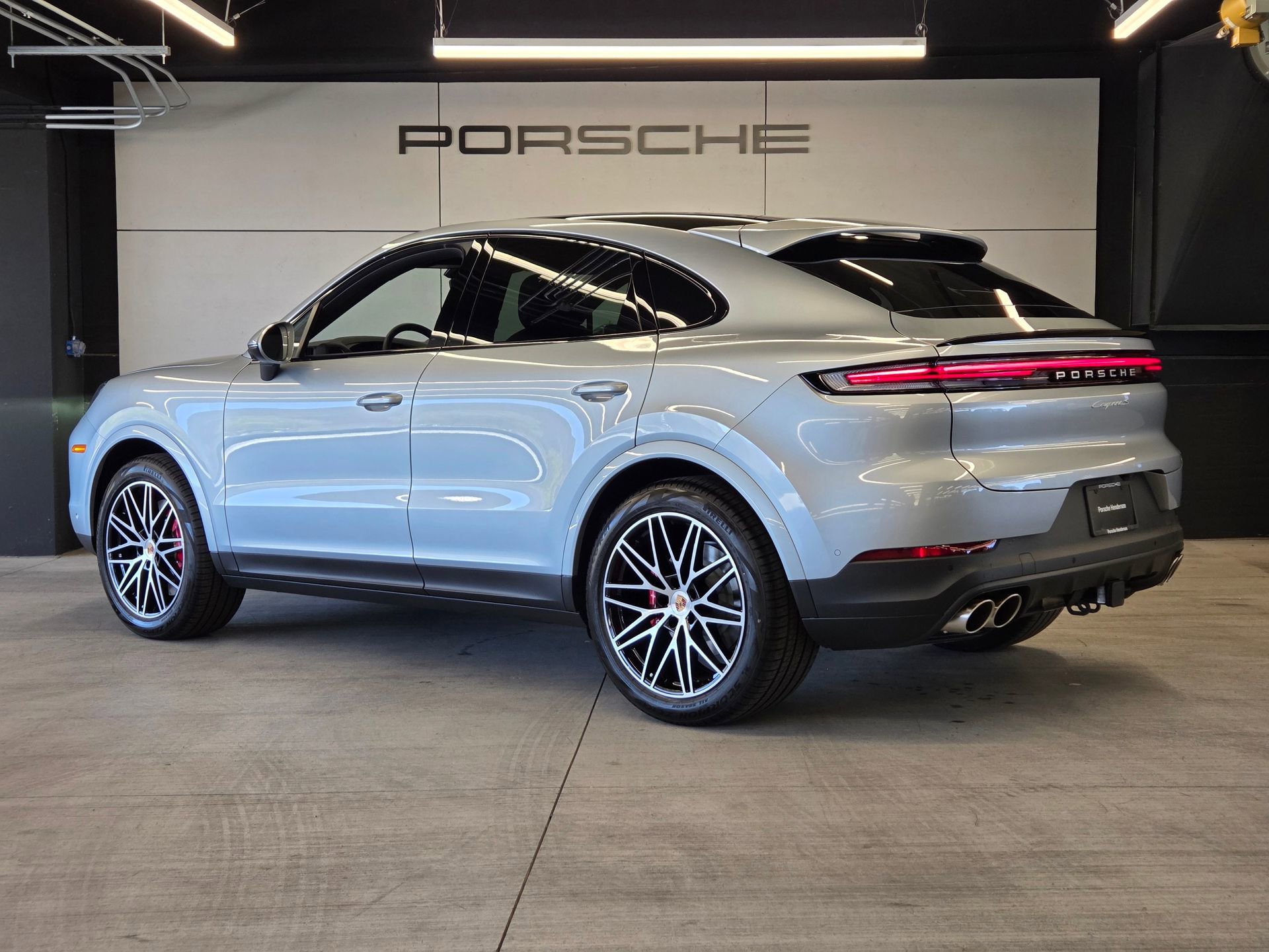New 2026 Porsche Cayenne S image 3