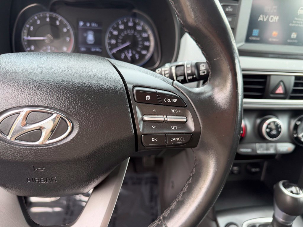 Used 2020 Hyundai Kona SEL w/ Cargo Package FWD image 17