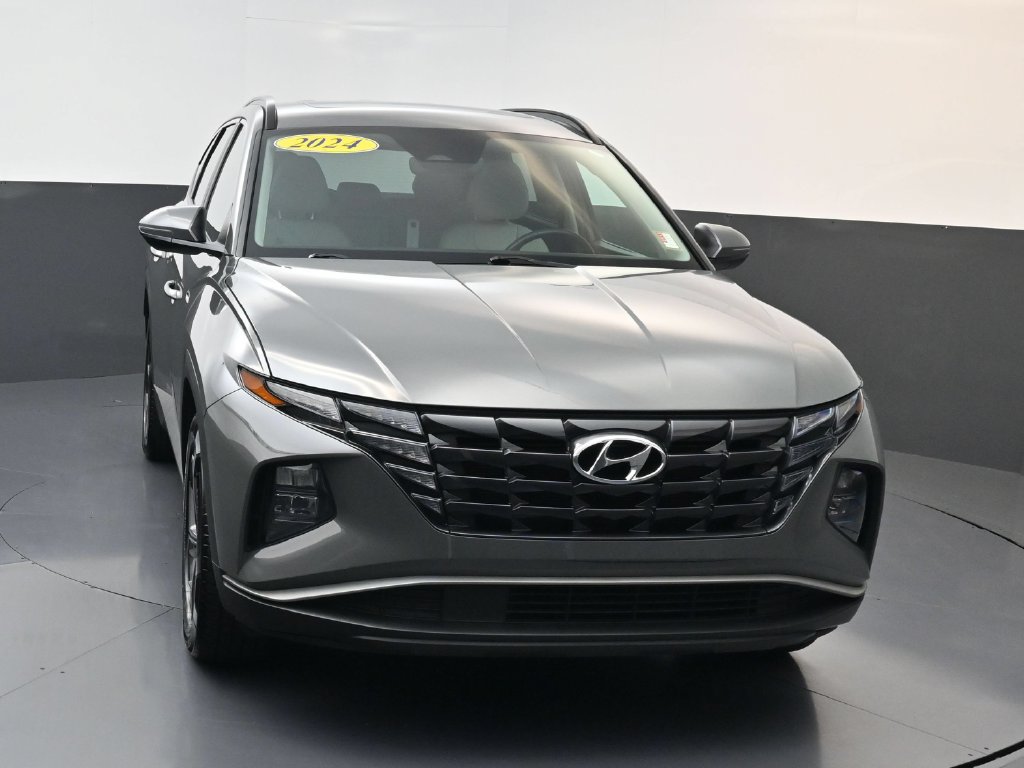Certified 2024 Hyundai Tucson SEL w/ Convenience Package FWD image 9