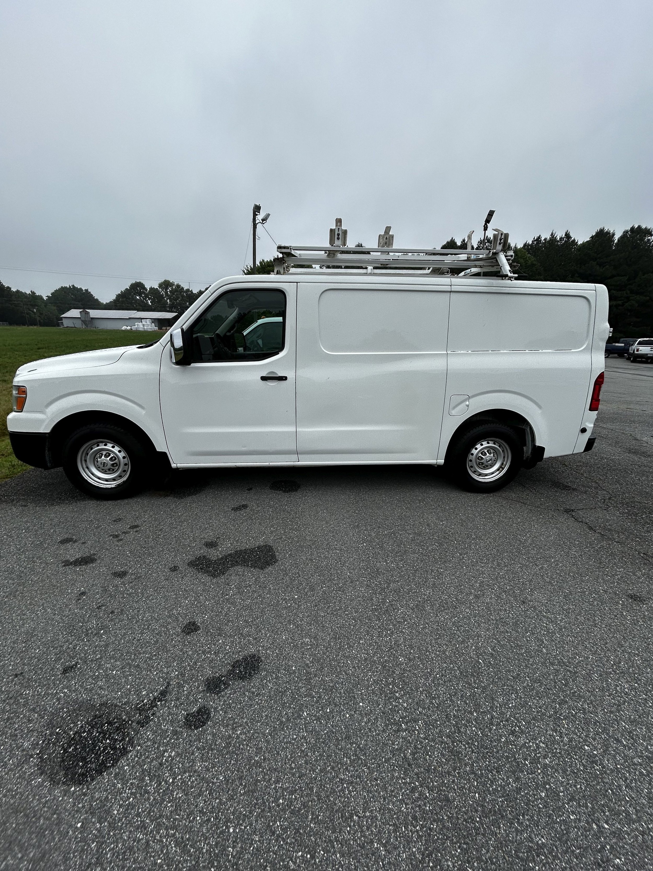 Used 2014 Nissan NV 2500 S w/ Power Basic Package RWD image 1
