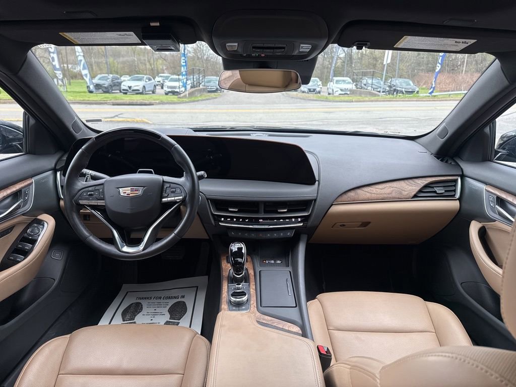 Used 2025 Cadillac CT5 Premium Luxury image 9