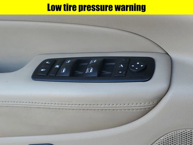 Used 2018 Jeep Grand Cherokee Overland image 22