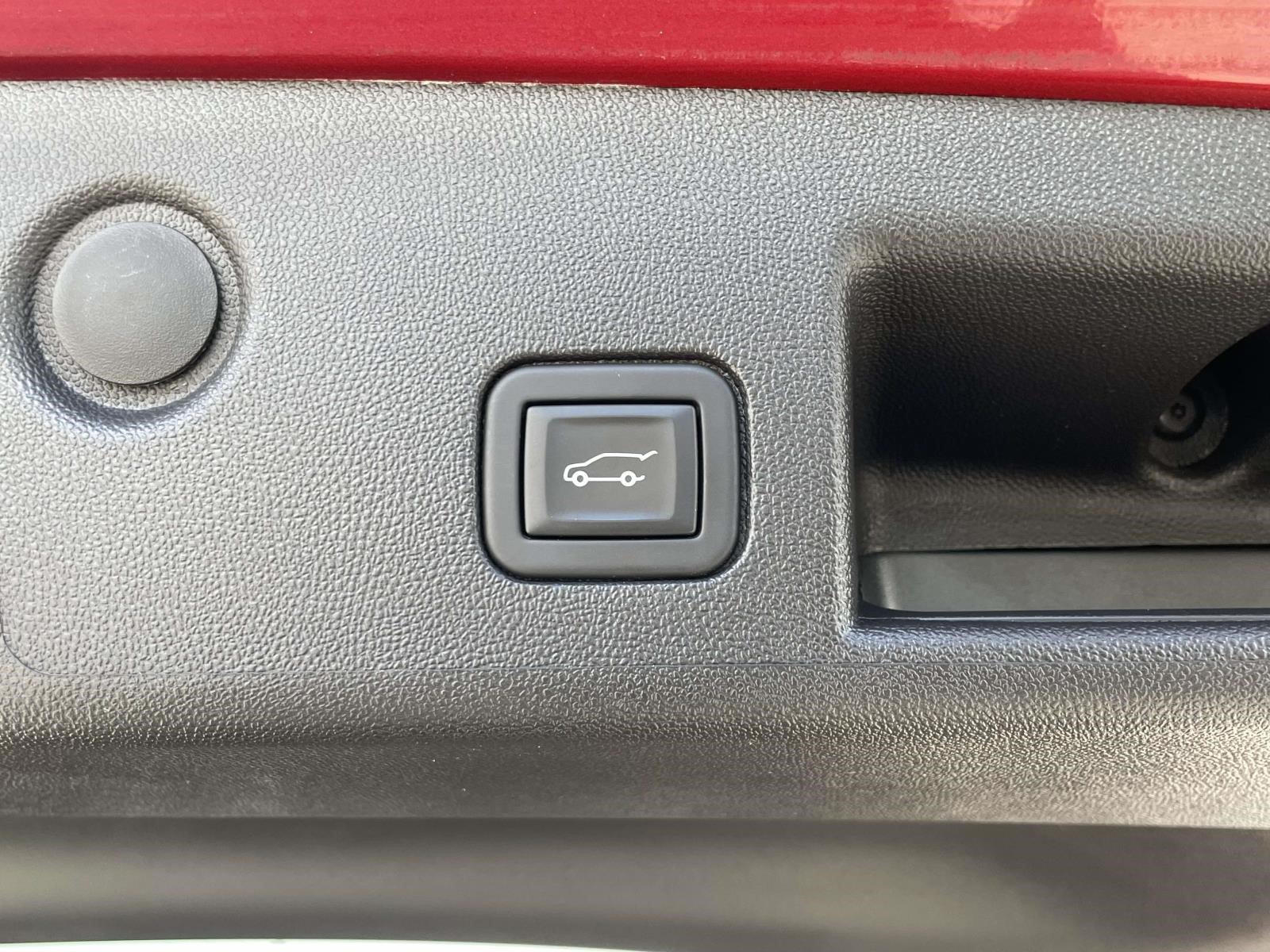 Used 2023 Chevrolet Equinox LT FWD image 10