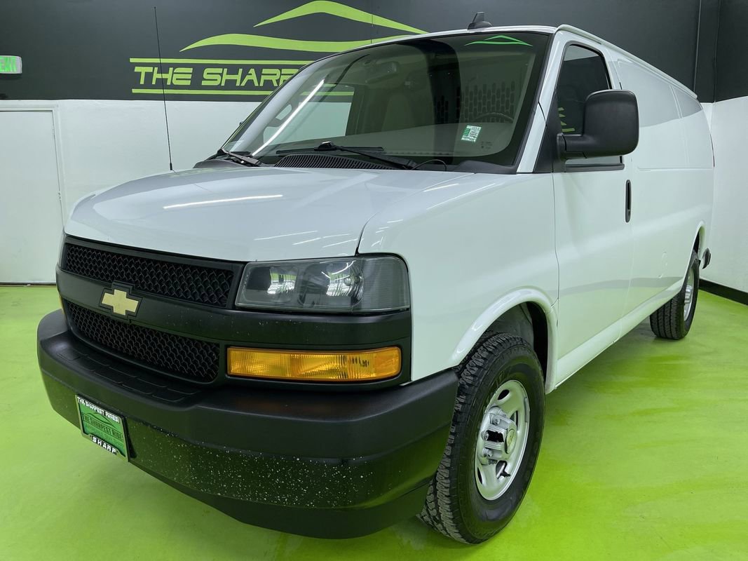 Used 2022 Chevrolet Express 2500 w/ Driver Convenience Package image 5
