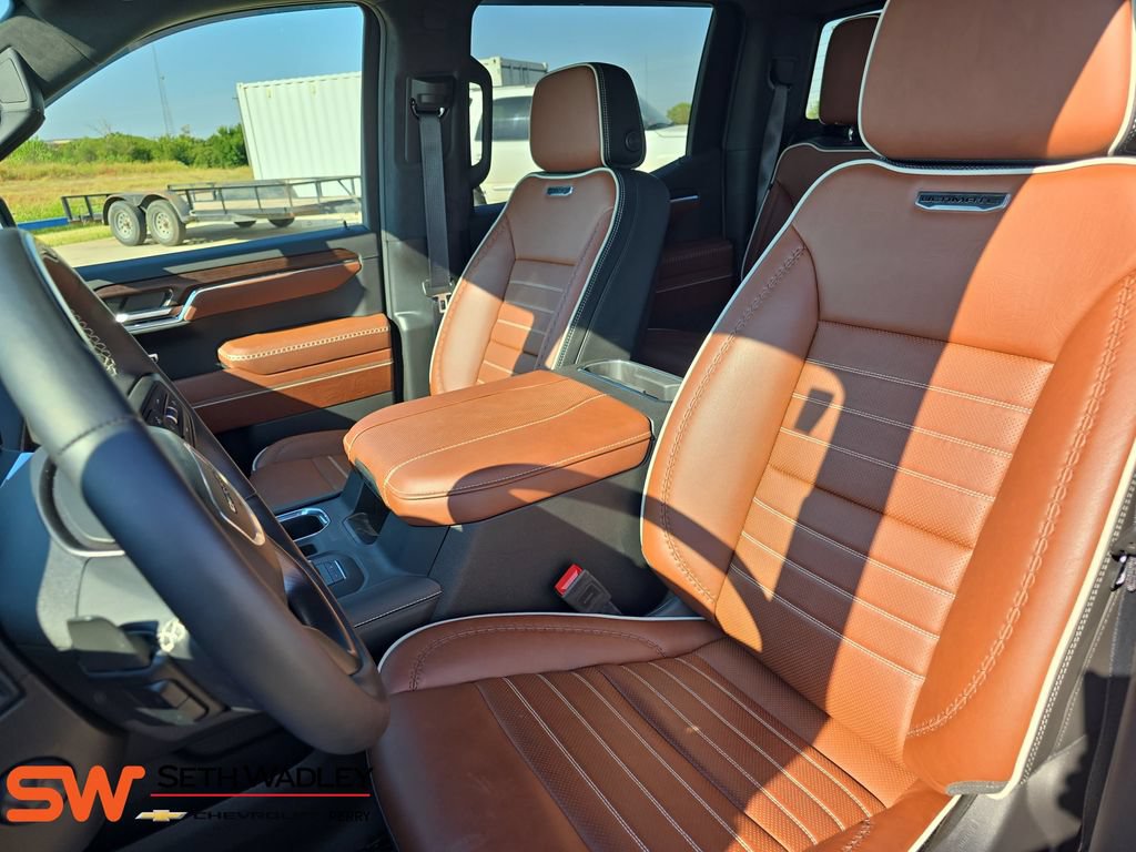 Used 2024 GMC Sierra 1500 Denali Ultimate AWD/4WD image 16