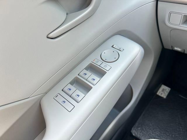 New 2026 Hyundai Kona SEL Sport AWD/4WD image 10