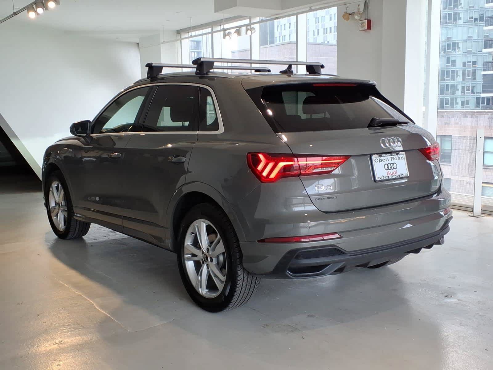 Used 2024 Audi Q3 2.0T Premium w/ Convenience Package AWD/4WD image 6