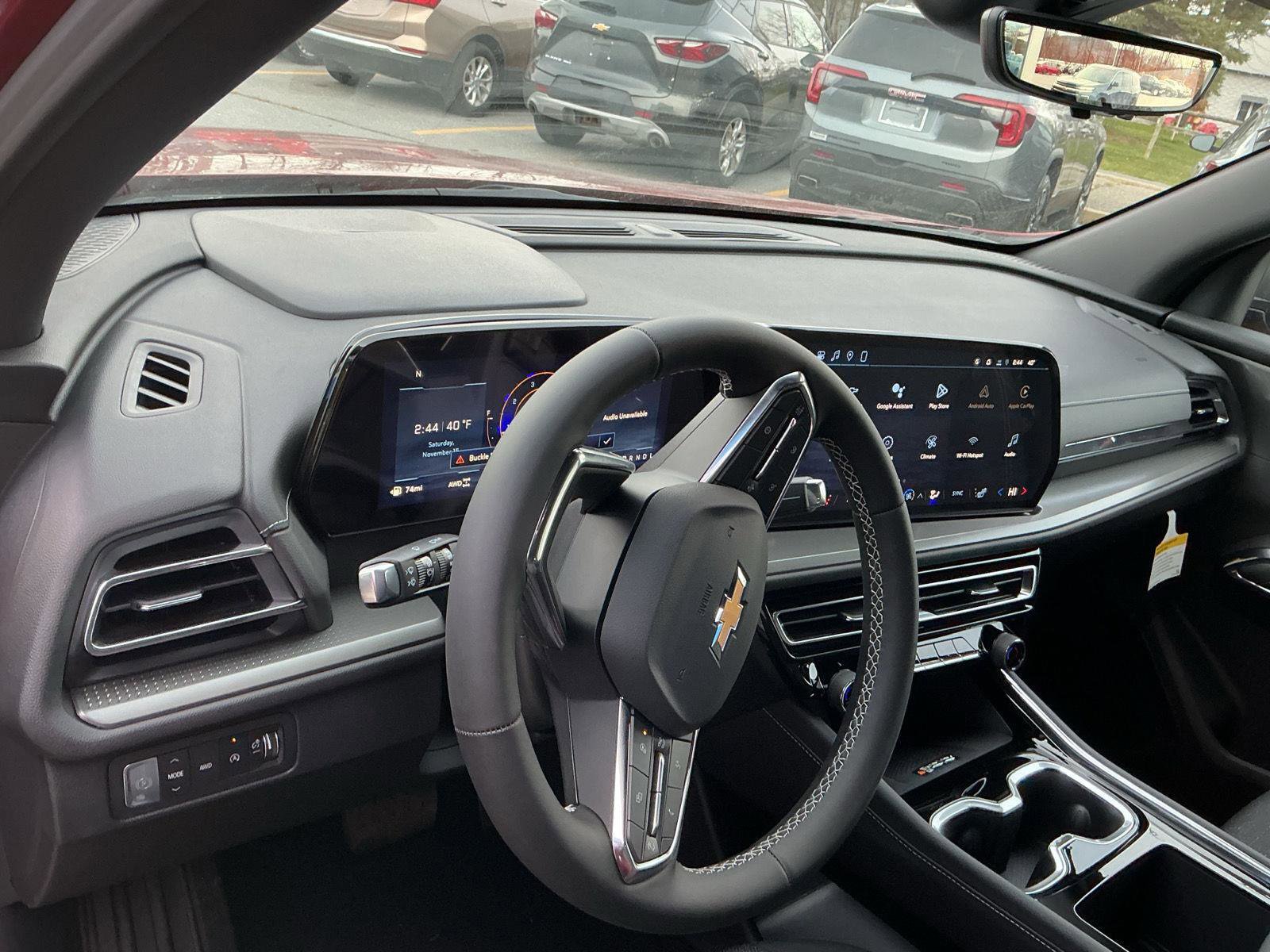 New 2026 Chevrolet Traverse LT image 12