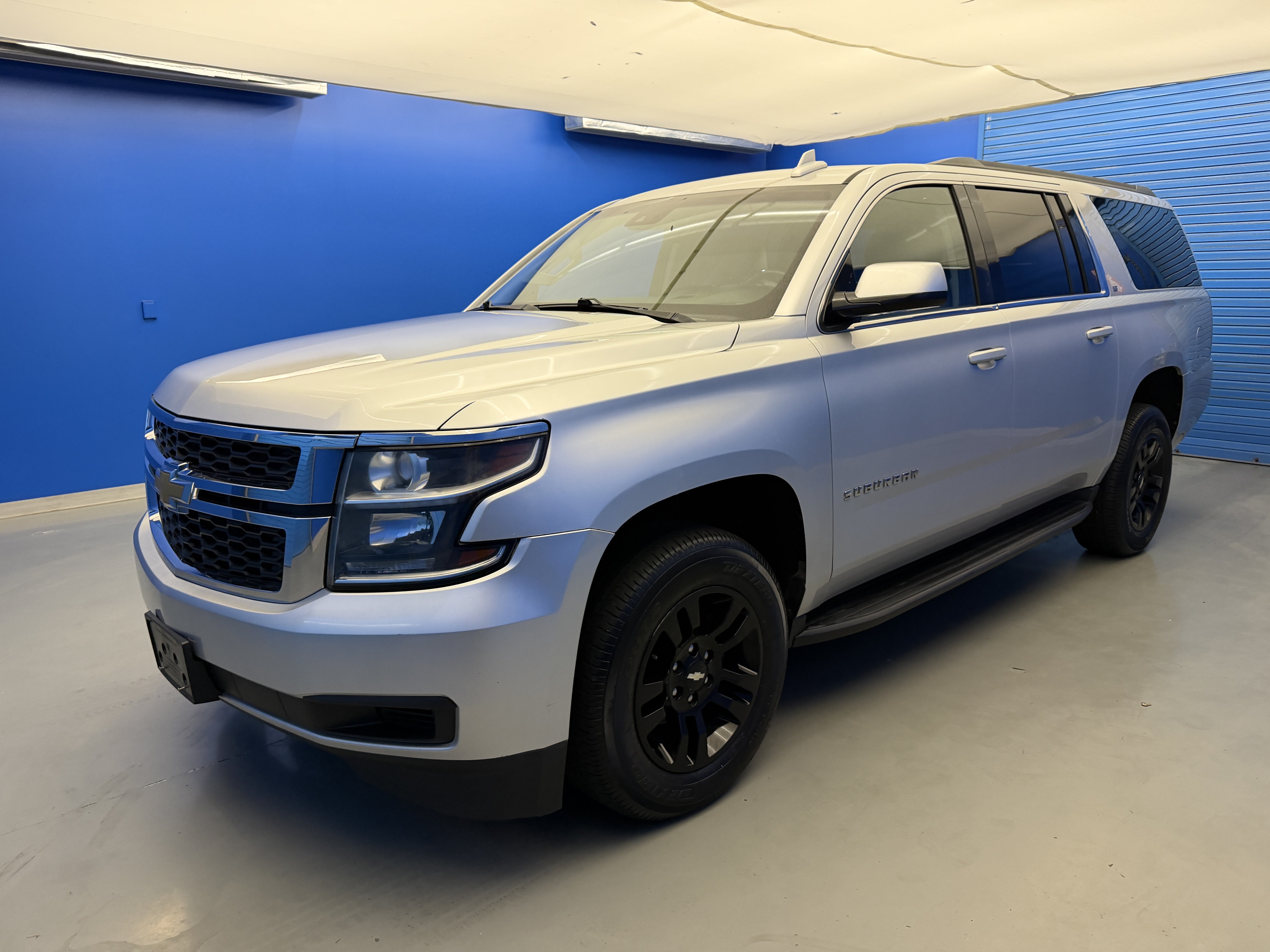 Used 2019 Chevrolet Suburban LT AWD/4WD image 4