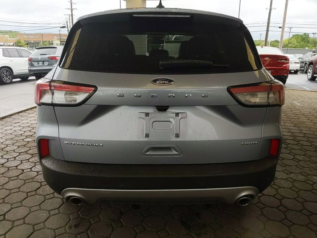 Used 2022 Ford Escape Titanium w/ Titanium Elite Package AWD/4WD image 7