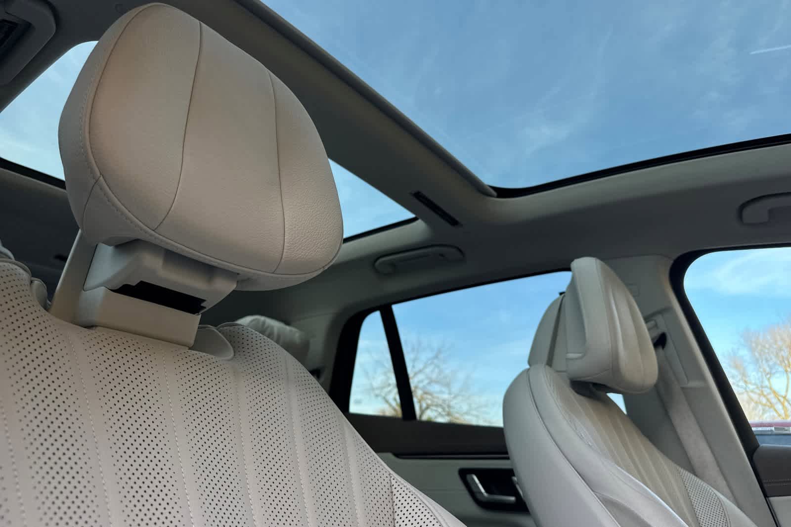 Used 2023 Mercedes-Benz EQS 580 4MATIC SUV image 15