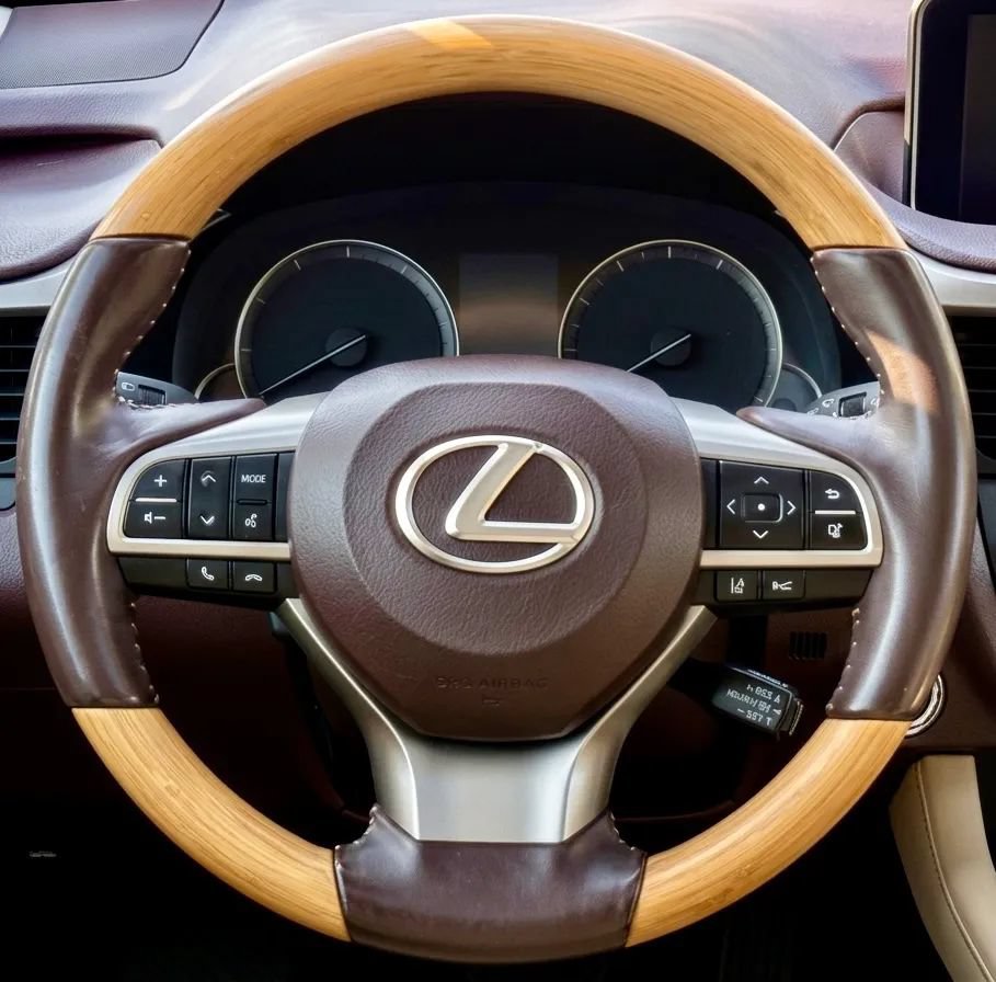 Used 2018 Lexus RX 350 AWD w/ Premium Package image 17