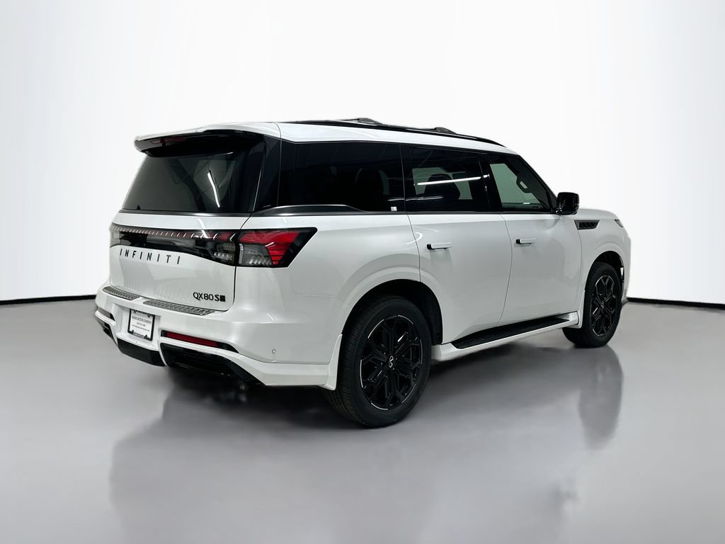 Certified 2026 INFINITI QX80 4WD w/ Sport Exterior Package image 9