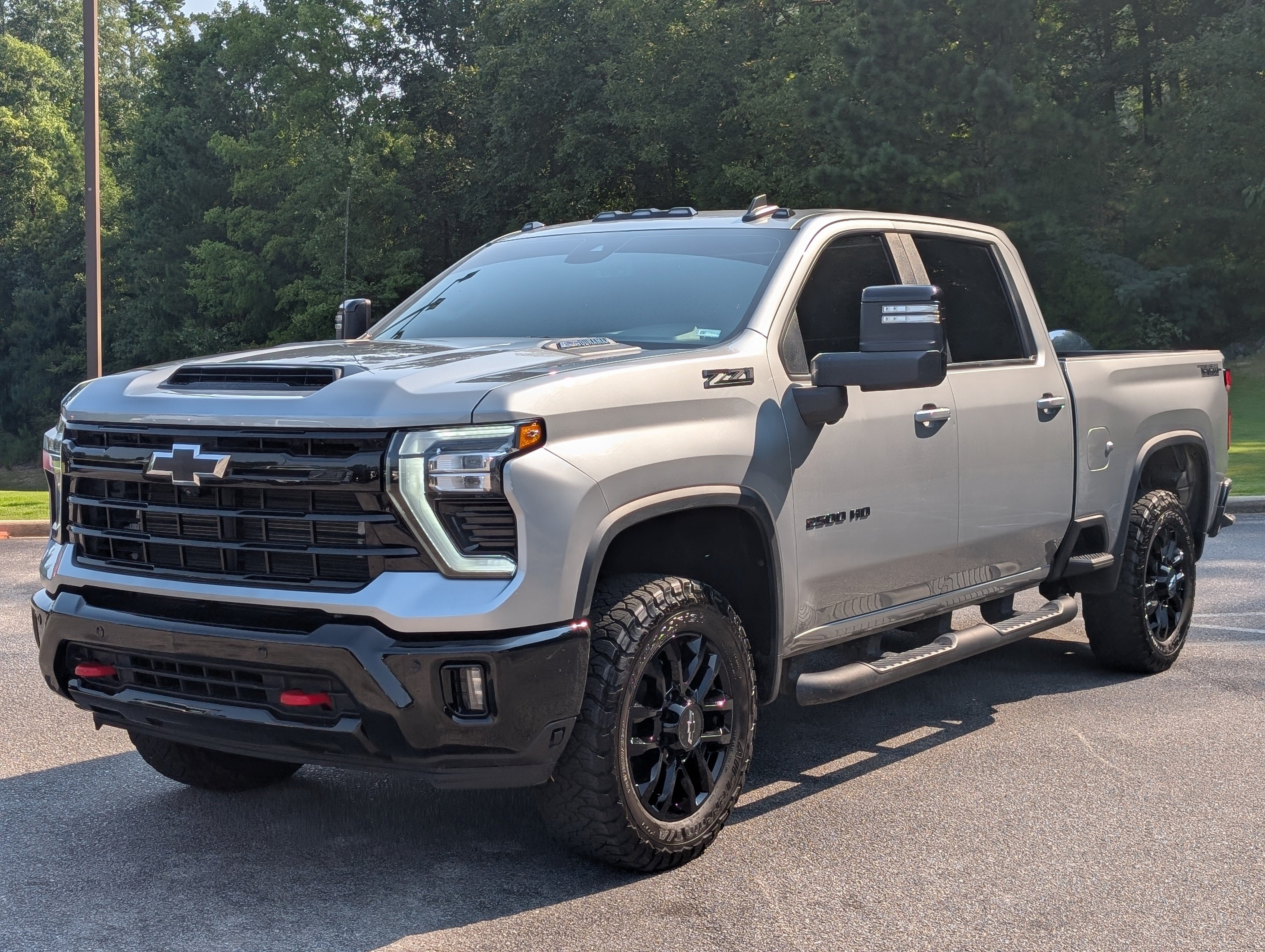 Used 2025 Chevrolet Silverado 2500 LT w/ Trail Boss Package AWD/4WD image 5