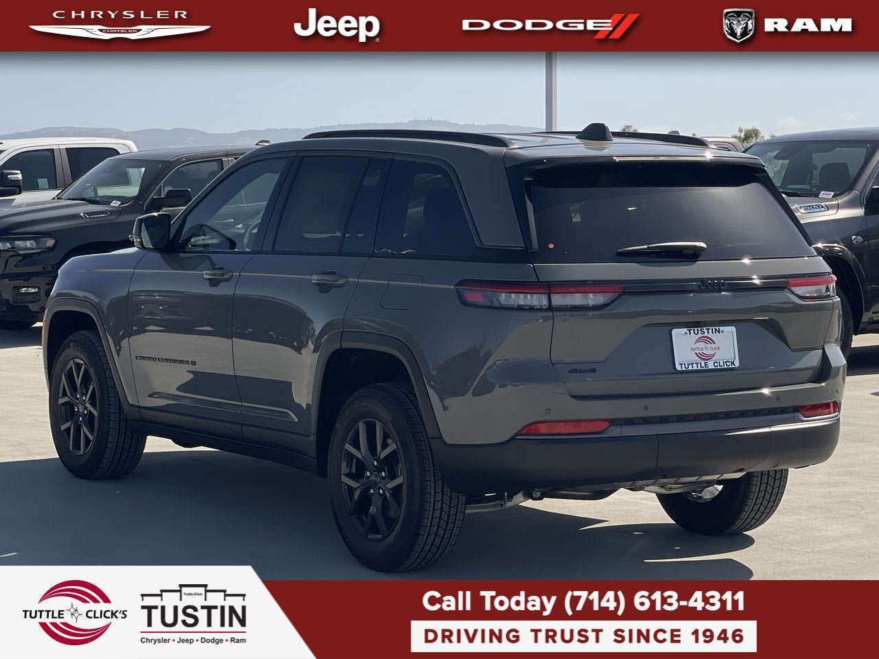 New 2027 Jeep Grand Cherokee Altitude AWD/4WD image 10