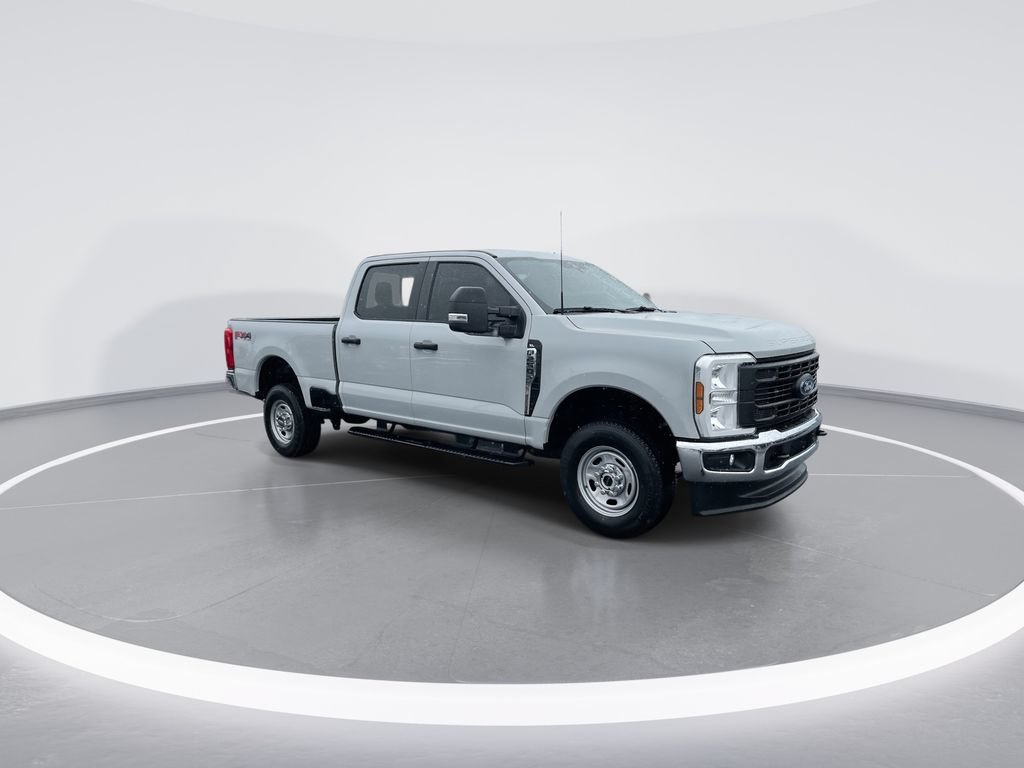 Used 2025 Ford F250 XL w/ XL Driver Assist Package AWD/4WD image 2