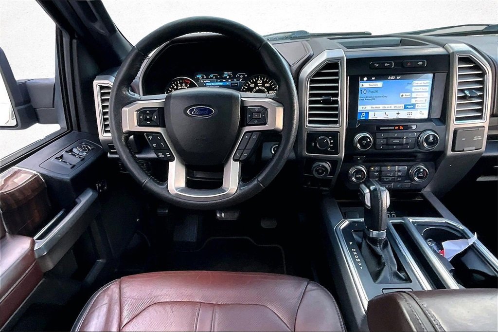 Used 2016 Ford F150 Platinum w/ Equipment Group 701A Luxury image 10