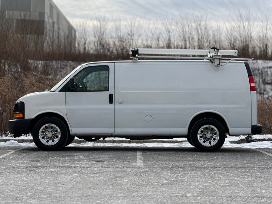 Used 2009 Chevrolet Express 1500 image 5