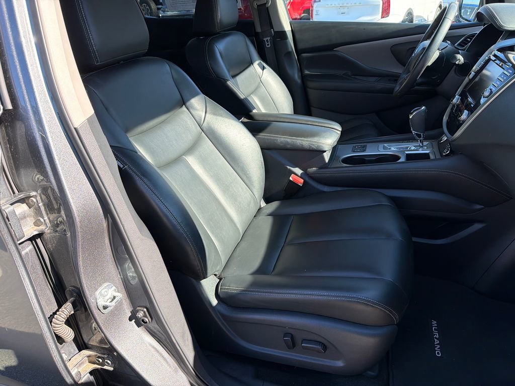Used 2022 Nissan Murano SV image 13