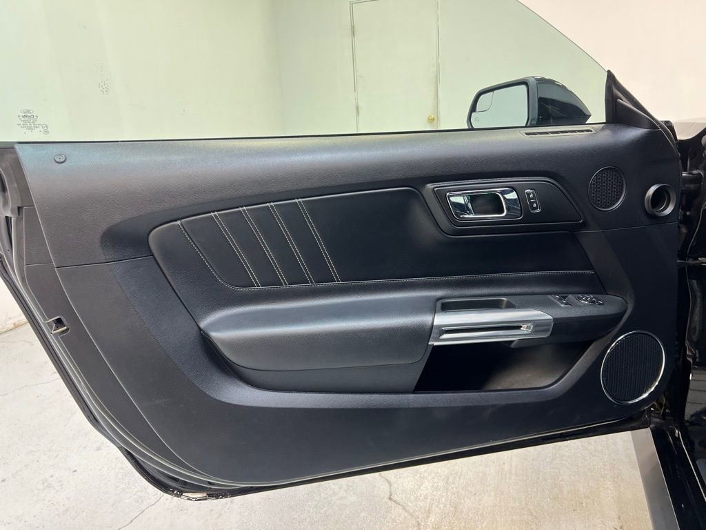 Used 2016 Ford Mustang GT Premium image 13