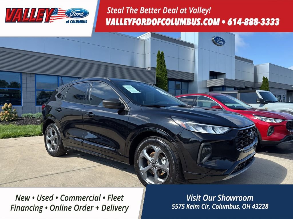 Used 2023 Ford Escape ST-Line w/ Tech Pack #1